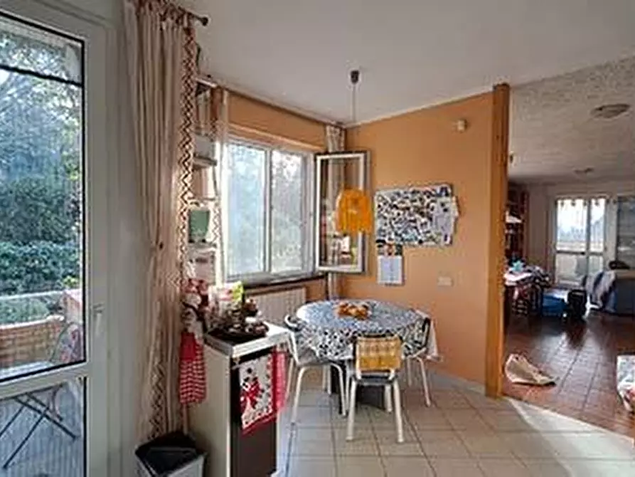 Immagine 11 di Villa in vendita  a Massarosa