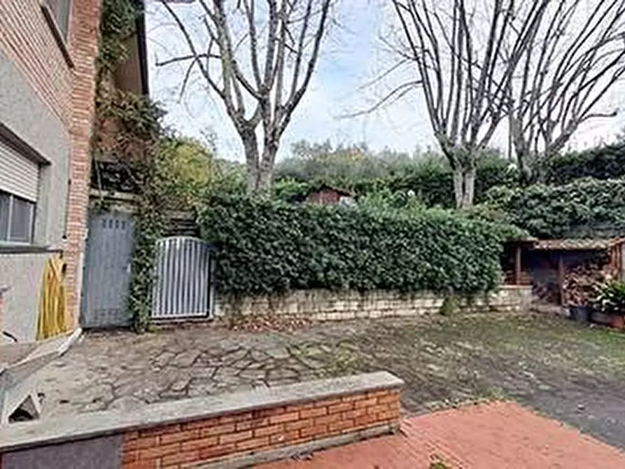 Immagine 30 di Villa in vendita  a Massarosa