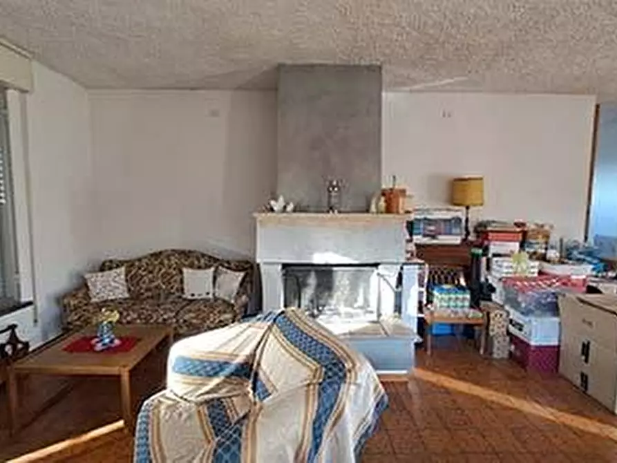 Immagine 6 di Villa in vendita  a Massarosa