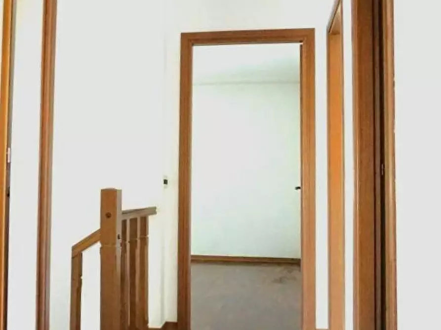 Immagine 36 di Appartamento in vendita  a Pontedera