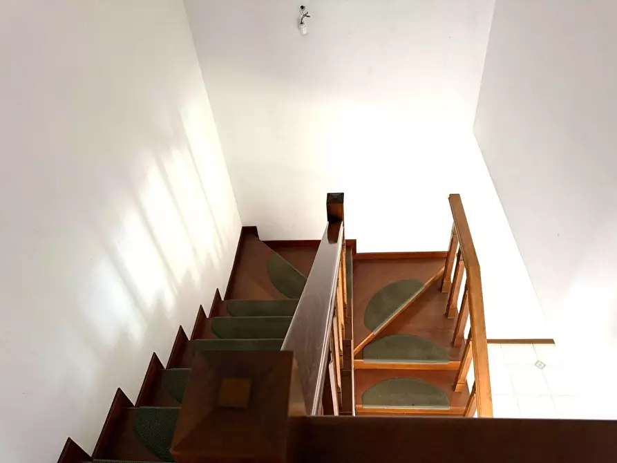 Immagine 32 di Appartamento in vendita  a Pontedera