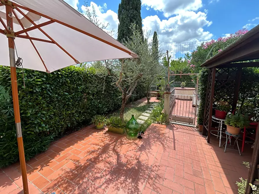 Immagine 20 di Porzione di casa in vendita  a Castelnuovo Berardenga