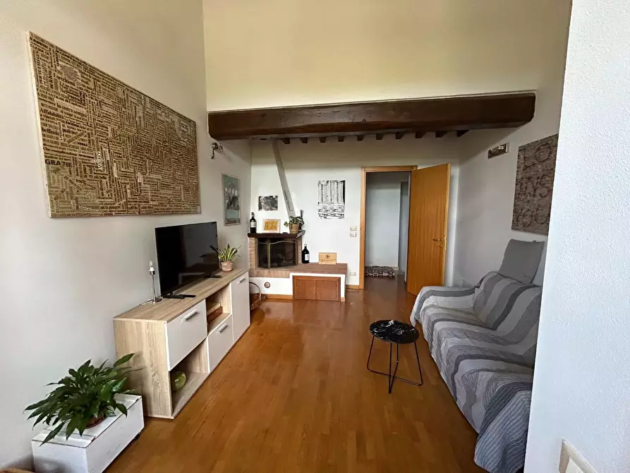 Immagine 13 di Porzione di casa in vendita  a Castelnuovo Berardenga