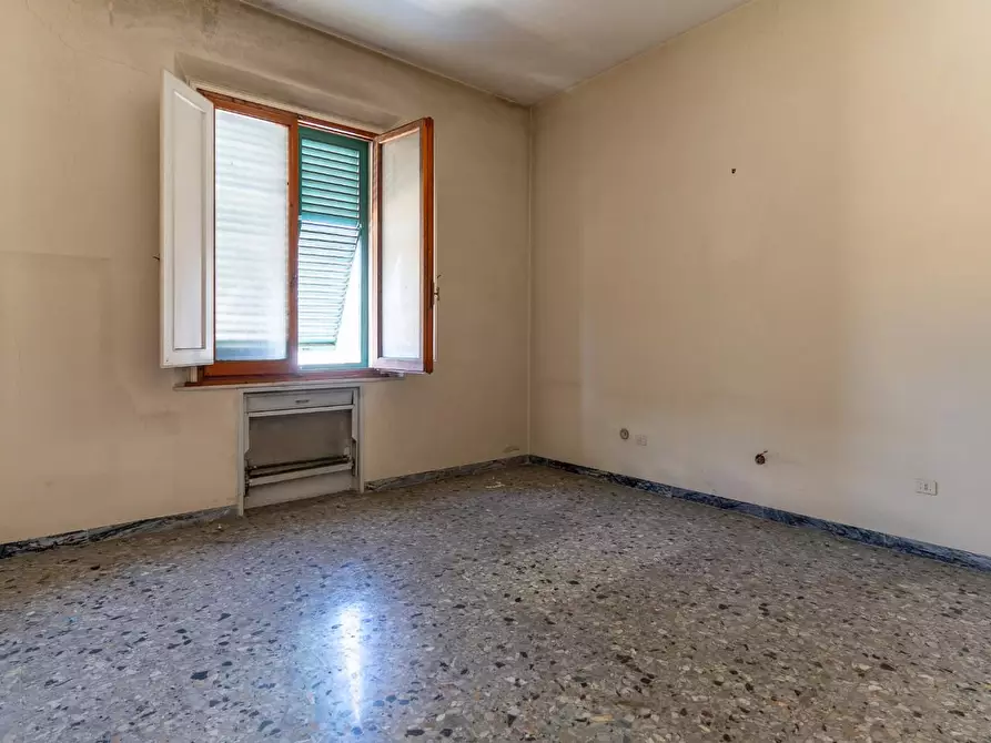 Immagine 18 di Palazzo in vendita  a Empoli