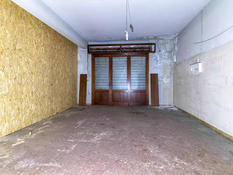 Immagine 28 di Palazzo in vendita  a Empoli