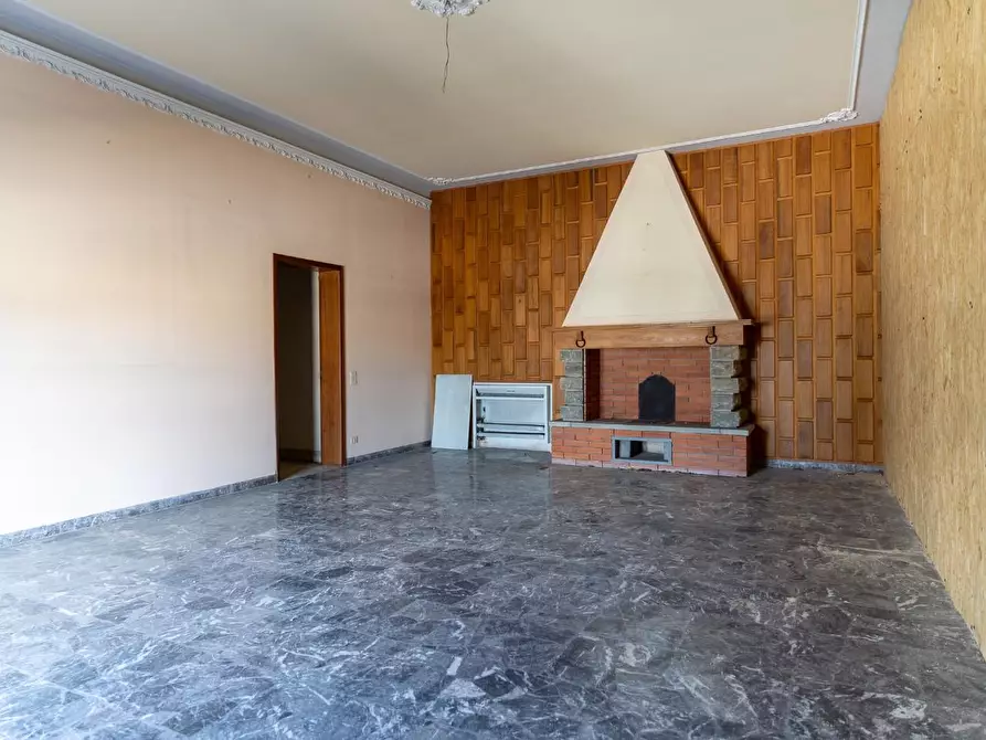 Immagine 2 di Palazzo in vendita  a Empoli