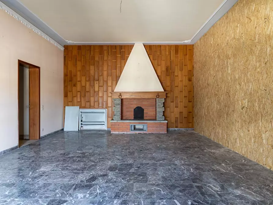 Immagine 1 di Palazzo in vendita  a Empoli