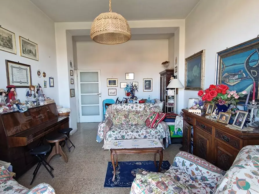 Immagine 13 di Appartamento in vendita  a Pisa