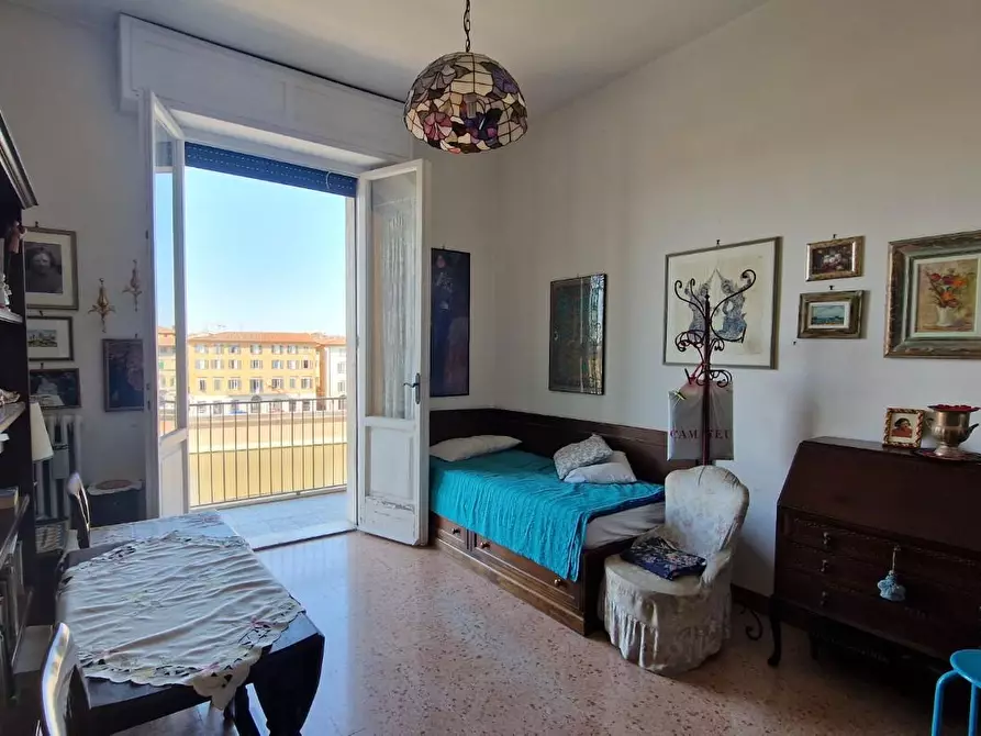 Immagine 2 di Appartamento in vendita  a Pisa