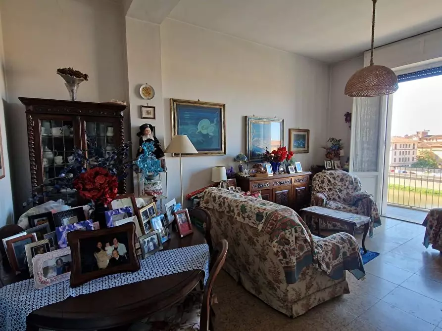 Immagine 9 di Appartamento in vendita  a Pisa