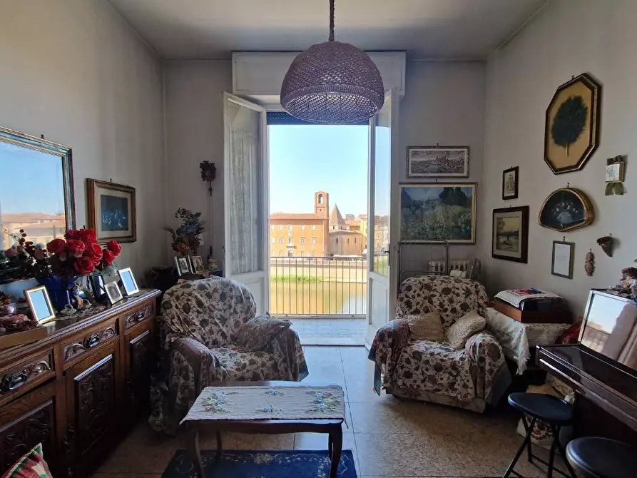 Immagine 11 di Appartamento in vendita  a Pisa