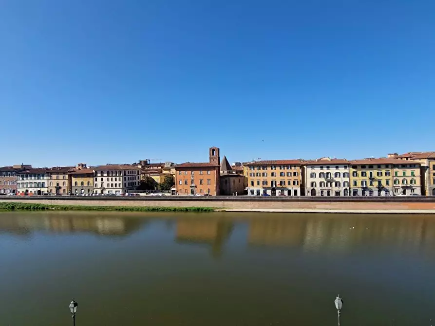 Immagine 17 di Appartamento in vendita  a Pisa