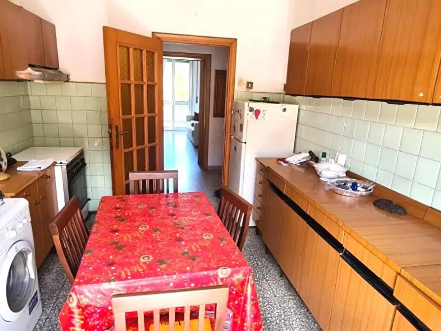 Immagine 5 di Appartamento in vendita  a Livorno