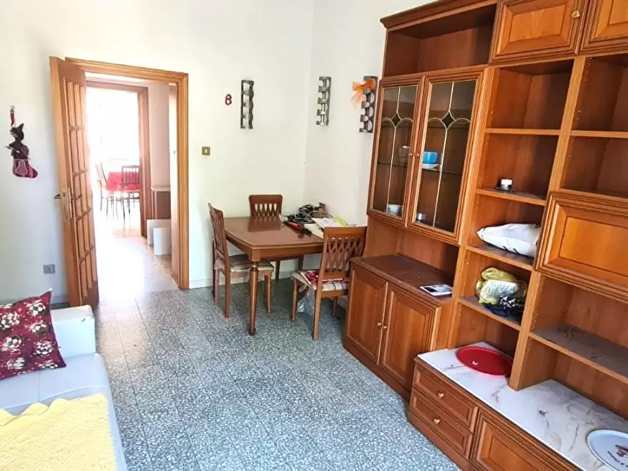 Immagine 2 di Appartamento in vendita  a Livorno