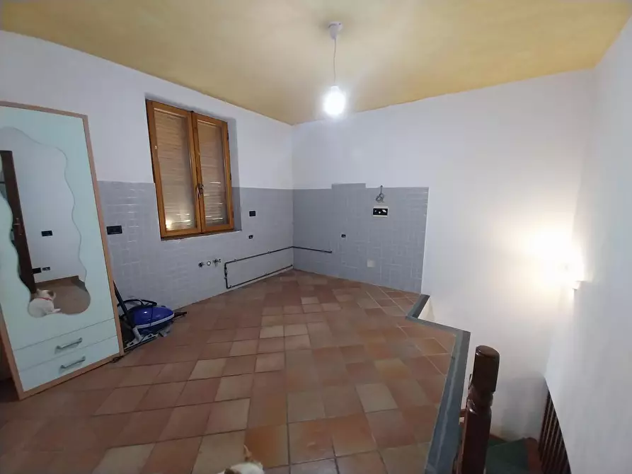 Immagine 24 di Villetta a schiera in vendita  a Calci