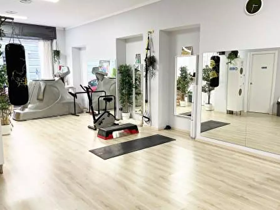 Immagine 3 di Terreno residenziale in vendita  a Prato