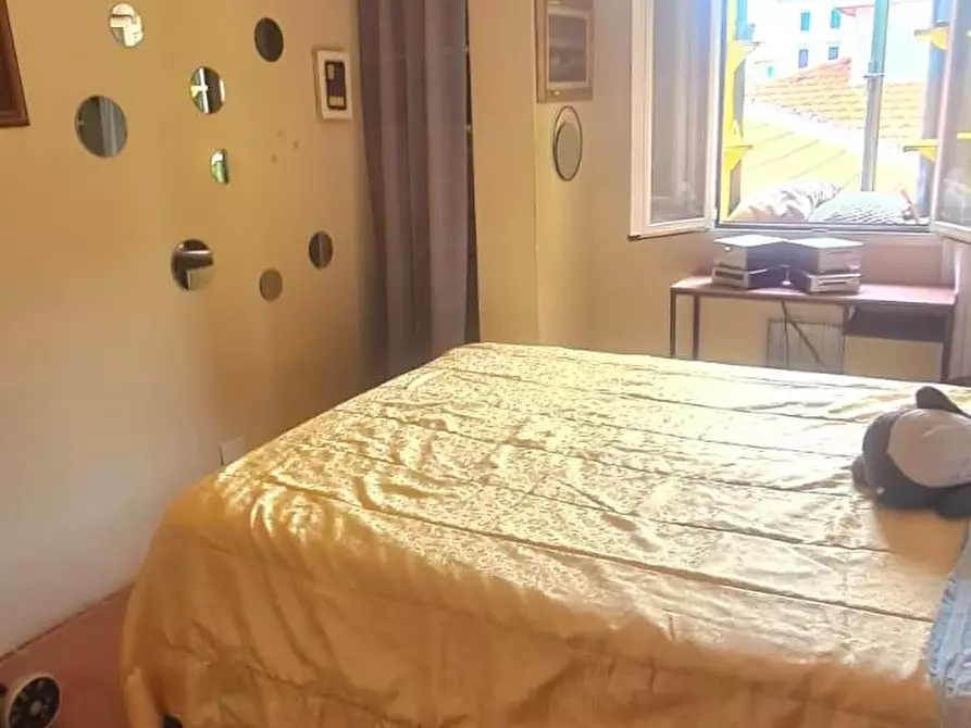 Immagine 10 di Appartamento in vendita  a Livorno