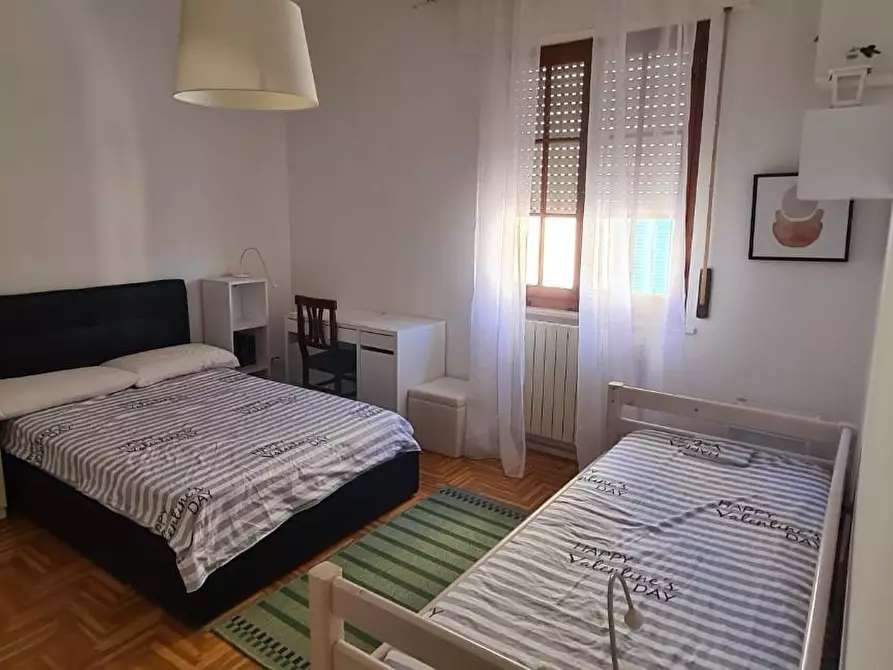 Immagine 13 di Appartamento in vendita  a Livorno