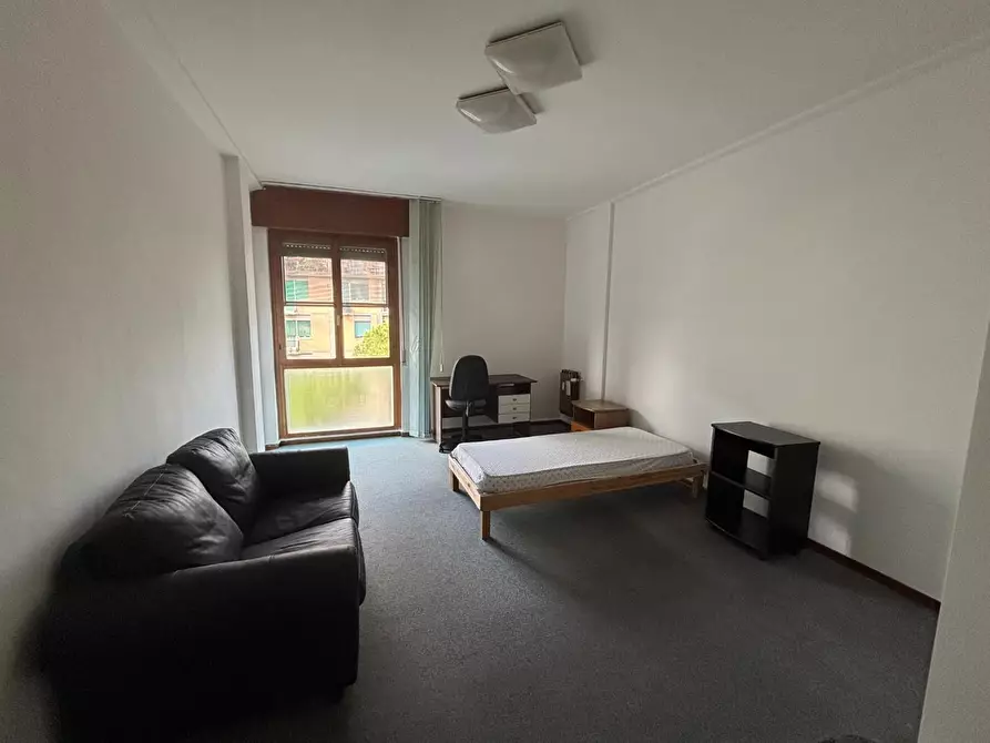 Immagine 4 di Appartamento in affitto  a Pisa