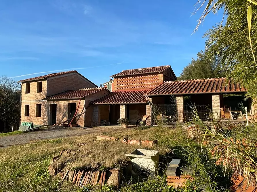Immagine 6 di Villa in vendita  a Lucca