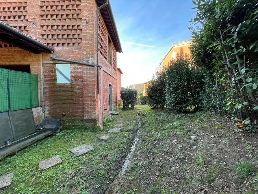 Immagine 16 di Villa in vendita  a Lucca