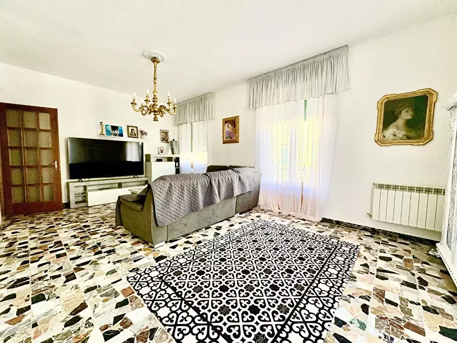 Immagine 9 di Appartamento in vendita  a Castelfiorentino