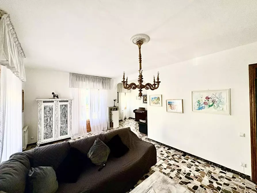 Immagine 13 di Appartamento in vendita  a Castelfiorentino