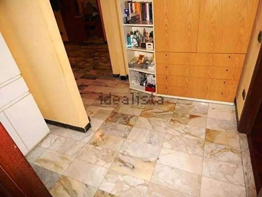 Immagine 23 di Appartamento in vendita  a Carrara