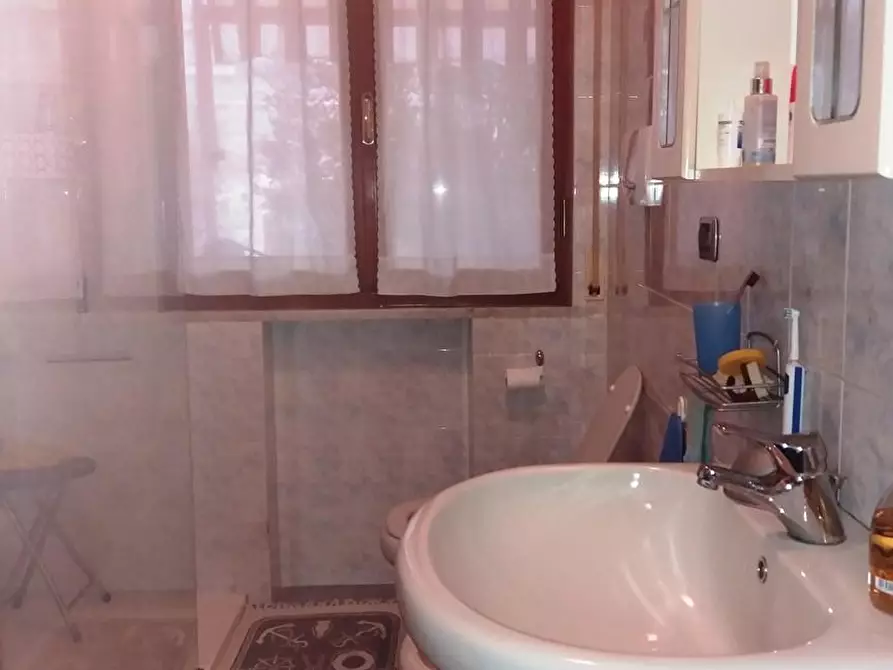 Immagine 8 di Appartamento in vendita  a Carrara