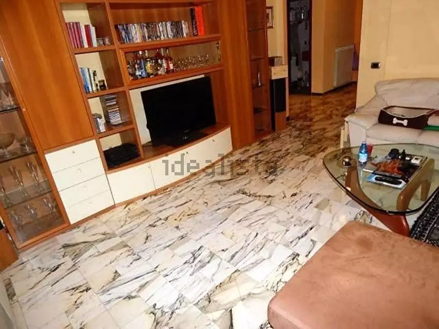 Immagine 15 di Appartamento in vendita  a Carrara