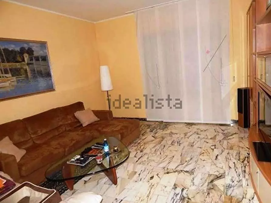 Immagine 12 di Appartamento in vendita  a Carrara