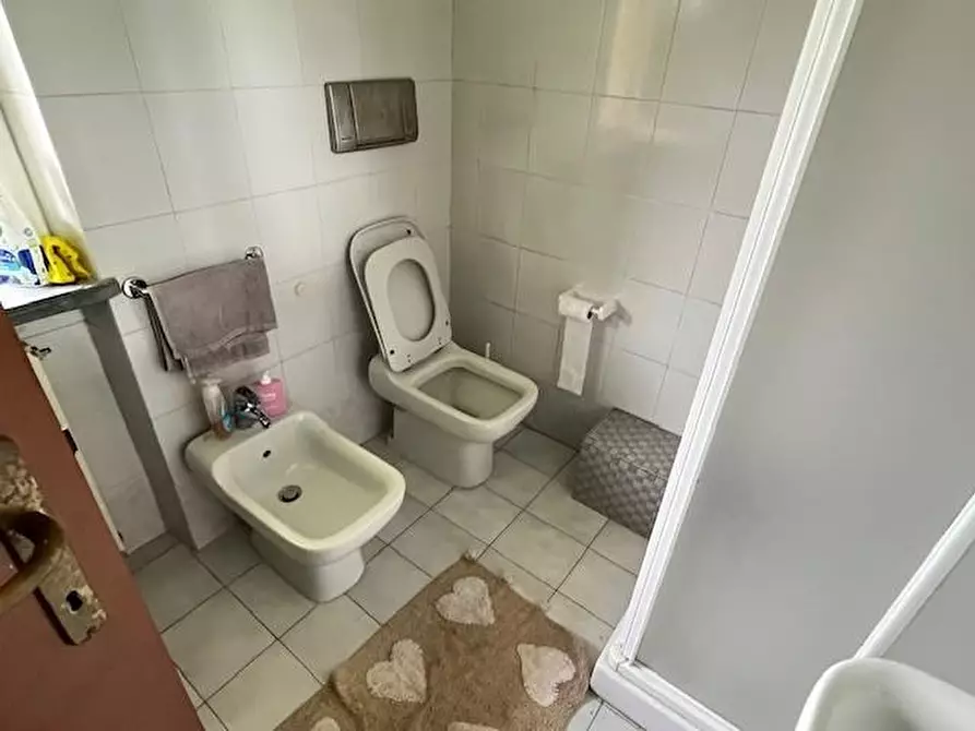 Immagine 26 di Casa bifamiliare in vendita  a Massa