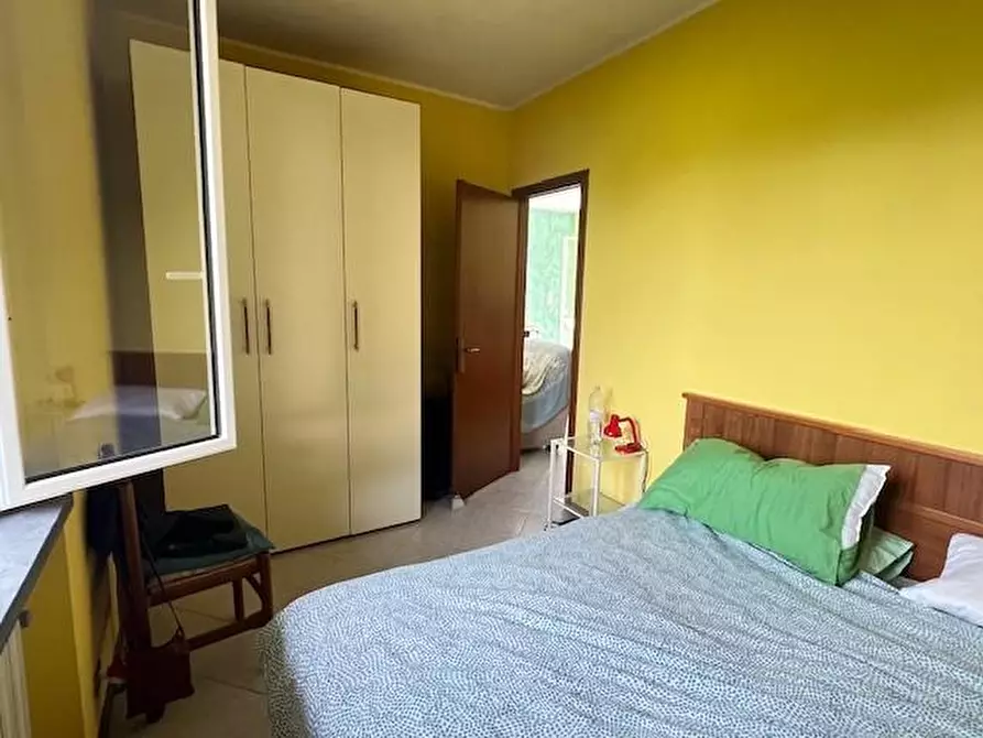 Immagine 34 di Casa bifamiliare in vendita  a Massa