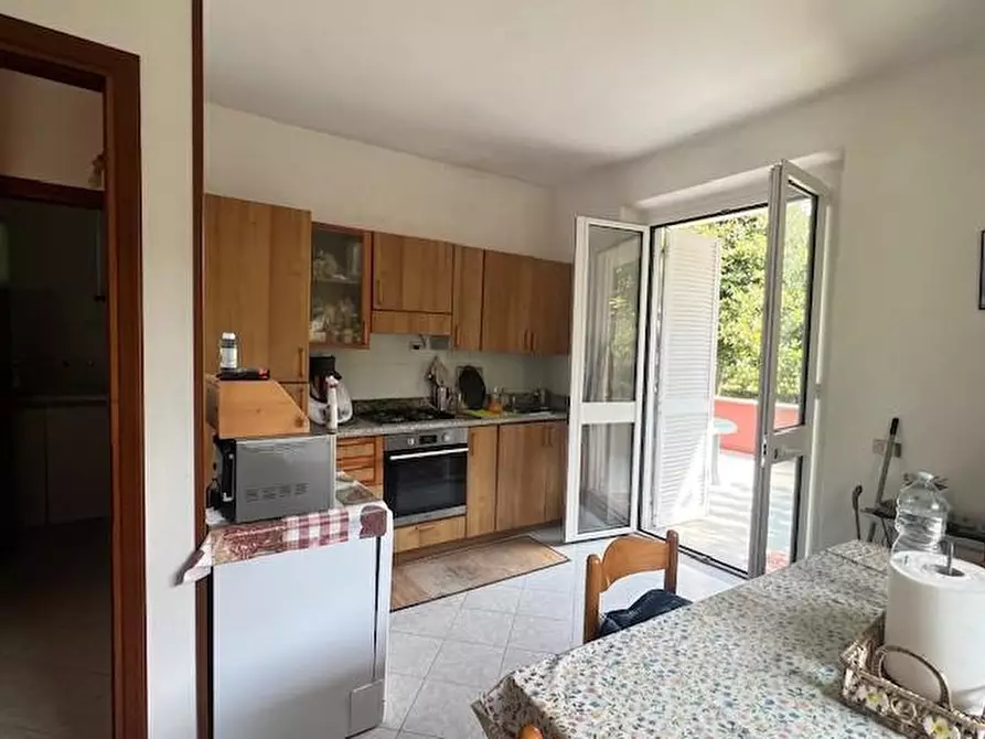 Immagine 16 di Casa bifamiliare in vendita  a Massa