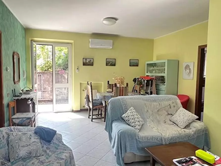 Immagine 14 di Casa bifamiliare in vendita  a Massa