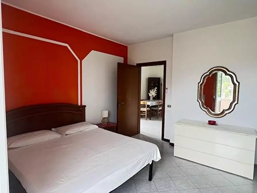 Immagine 58 di Casa bifamiliare in vendita  a Massa