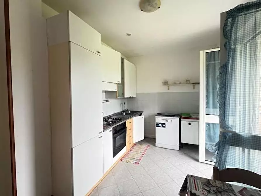 Immagine 47 di Casa bifamiliare in vendita  a Massa