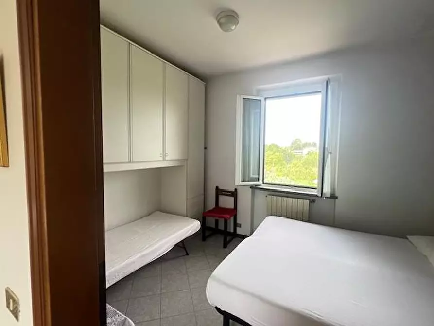 Immagine 49 di Casa bifamiliare in vendita  a Massa