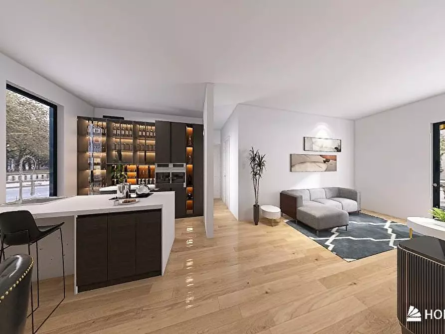 Immagine 2 di Appartamento in vendita  a Camaiore