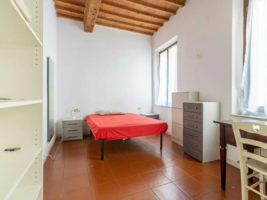 Immagine 14 di Appartamento in vendita  a Pisa