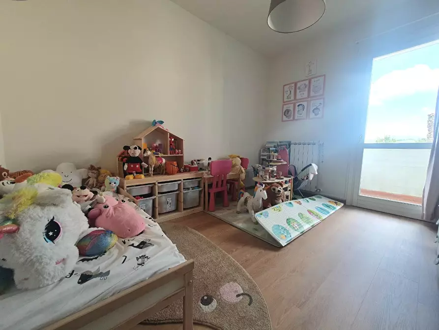 Immagine 27 di Appartamento in vendita  a Lucca