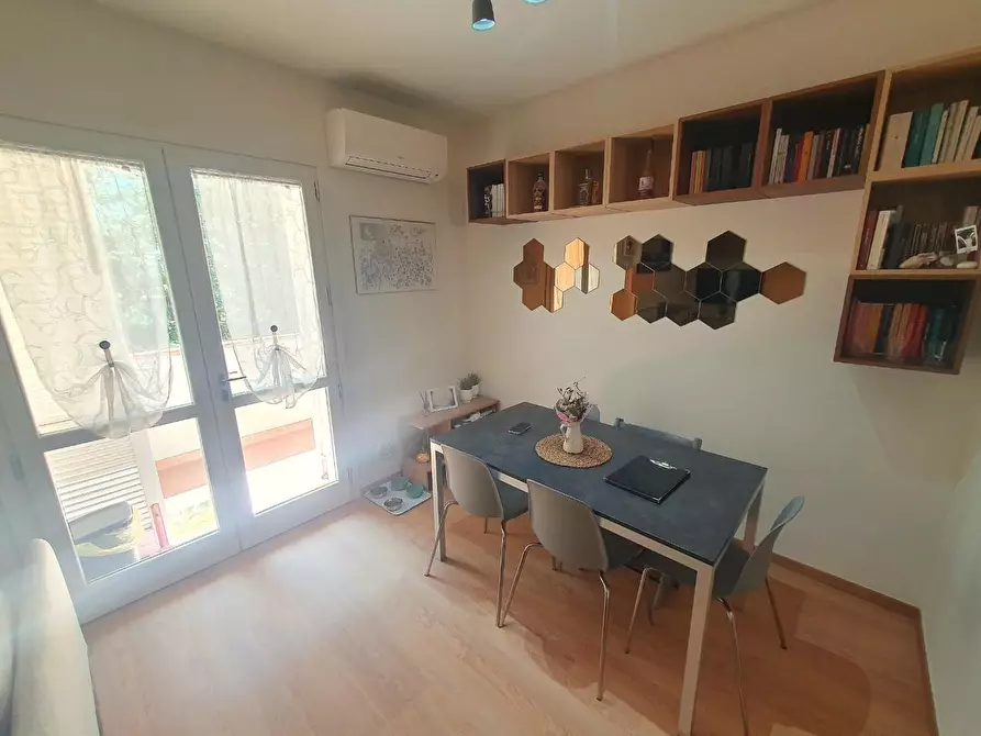 Immagine 7 di Appartamento in vendita  a Lucca