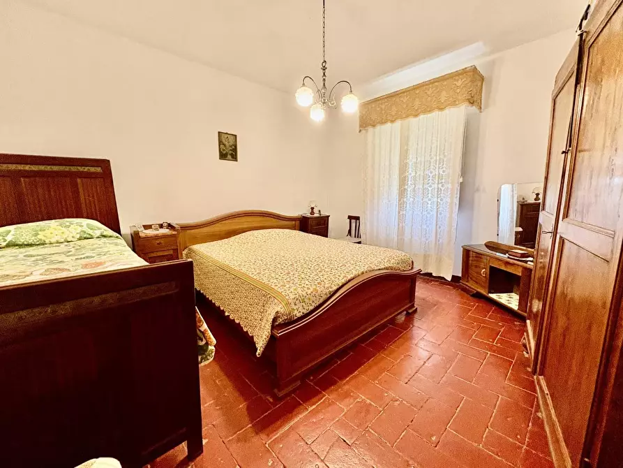 Immagine 33 di Terratetto in vendita  a Gambassi Terme