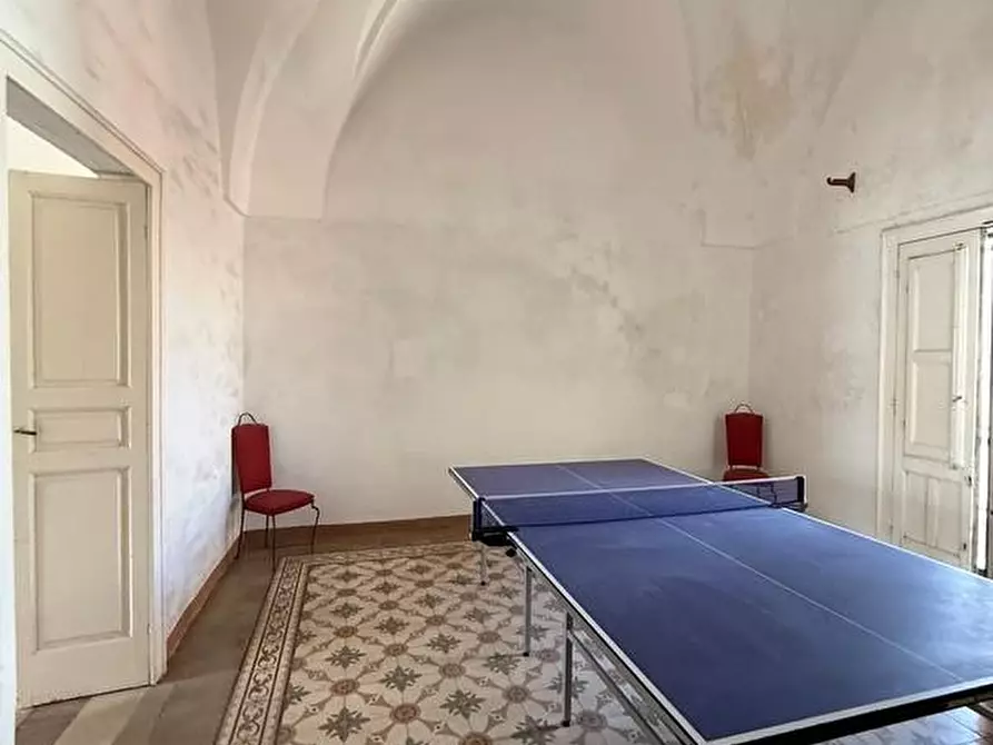 Immagine 51 di Palazzo in vendita  a Andrano