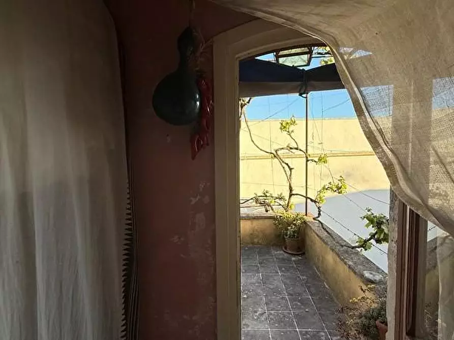 Immagine 16 di Palazzo in vendita  a Andrano