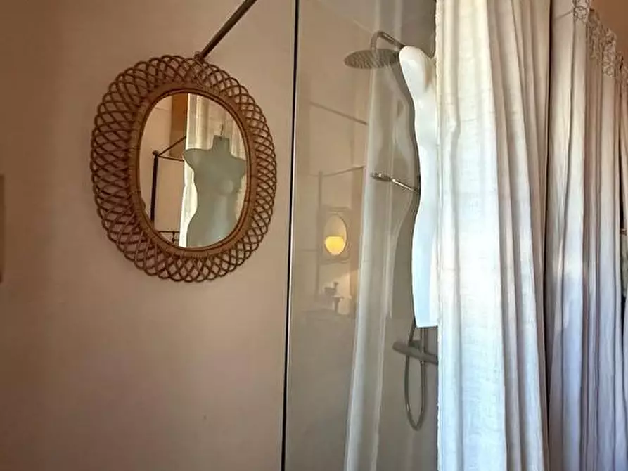 Immagine 12 di Palazzo in vendita  a Andrano