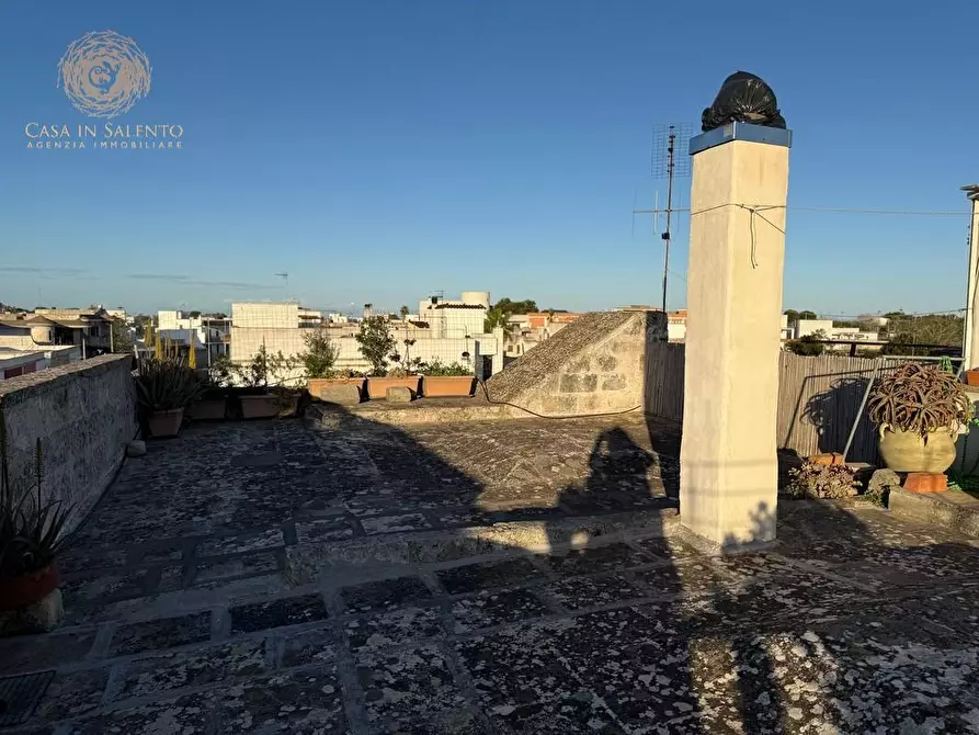 Immagine 23 di Palazzo in vendita  a Andrano