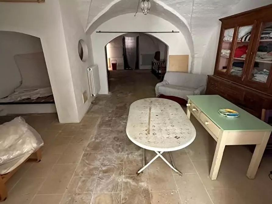 Immagine 42 di Palazzo in vendita  a Andrano