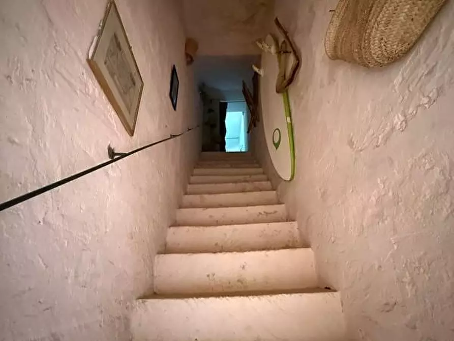 Immagine 29 di Palazzo in vendita  a Andrano