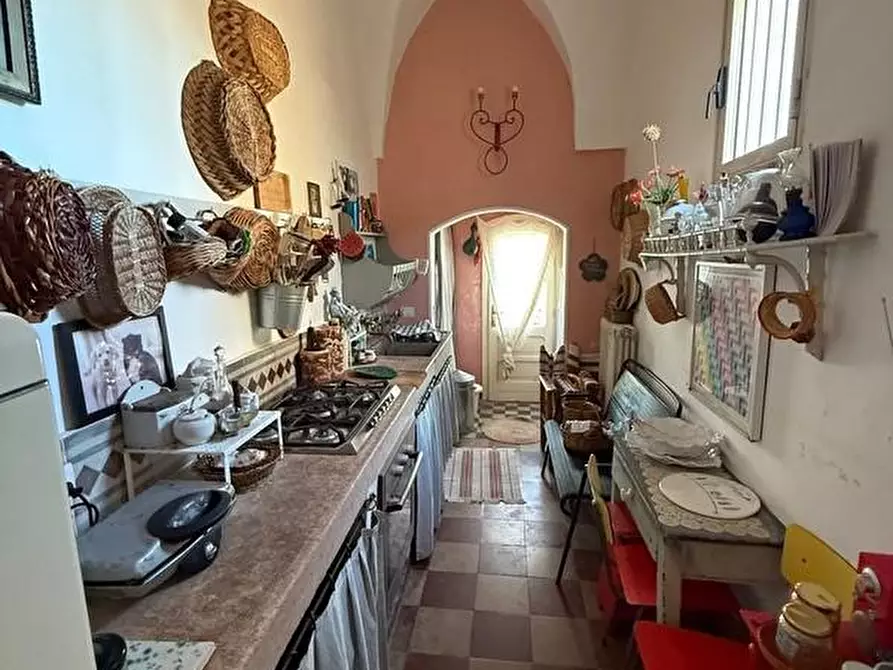 Immagine 17 di Palazzo in vendita  a Andrano